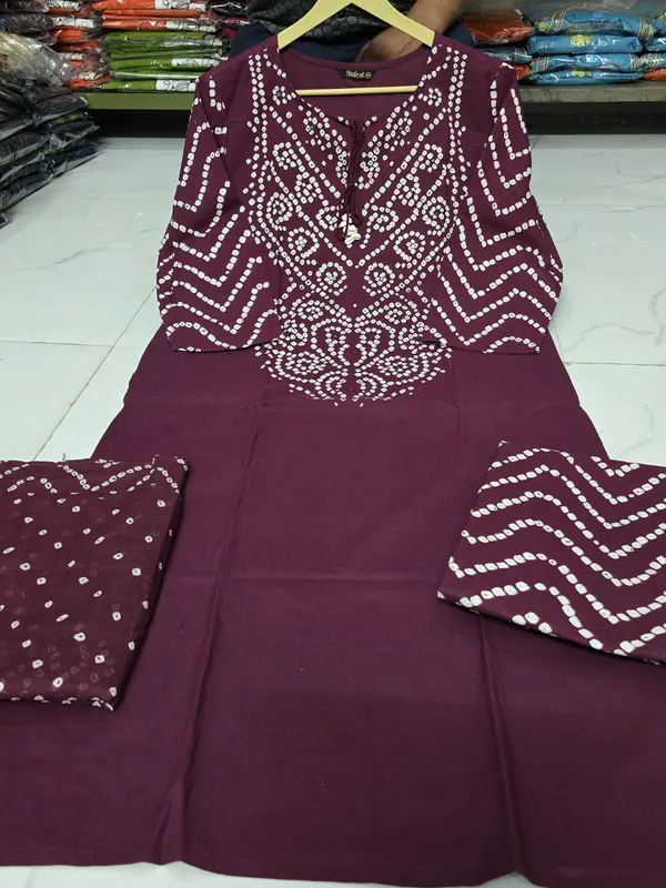 Maroon_Cotton_Straight_Printed_Kurta_Set_For_Women