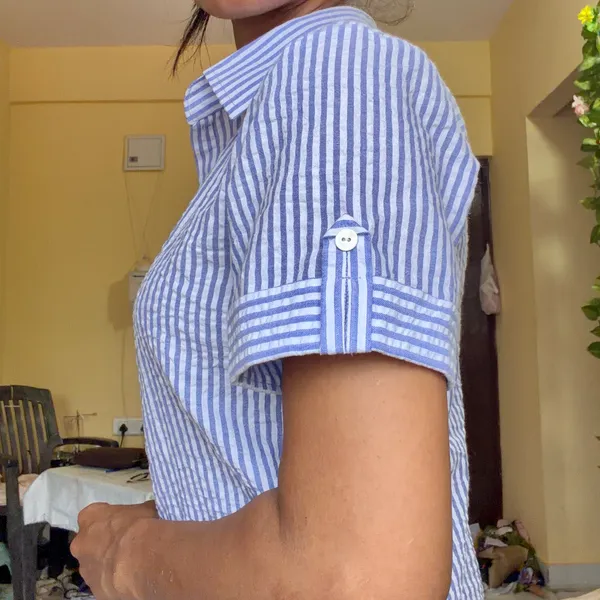 Blue_Striped_Short_Sleeve_Shirt_for_Women