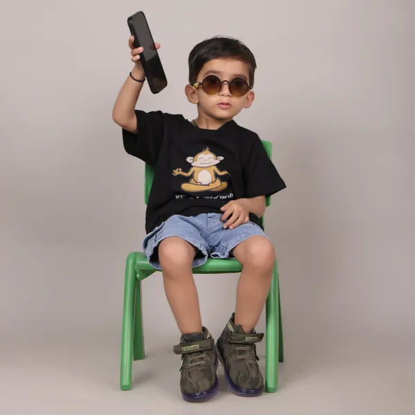 Cool_Tees_Funny_Prints_Big_Smiles