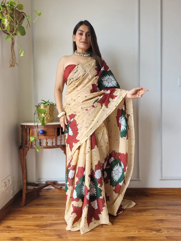 Beige_Mul_Mul_Cotton_Floral_Print_Saree_For_Women