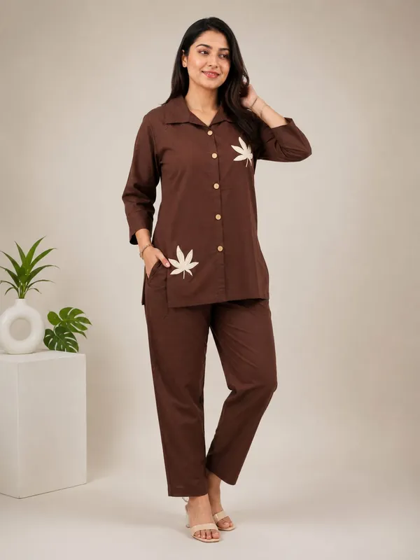 Brown_Relaxed_Fit_Pajama_Set_for_Women