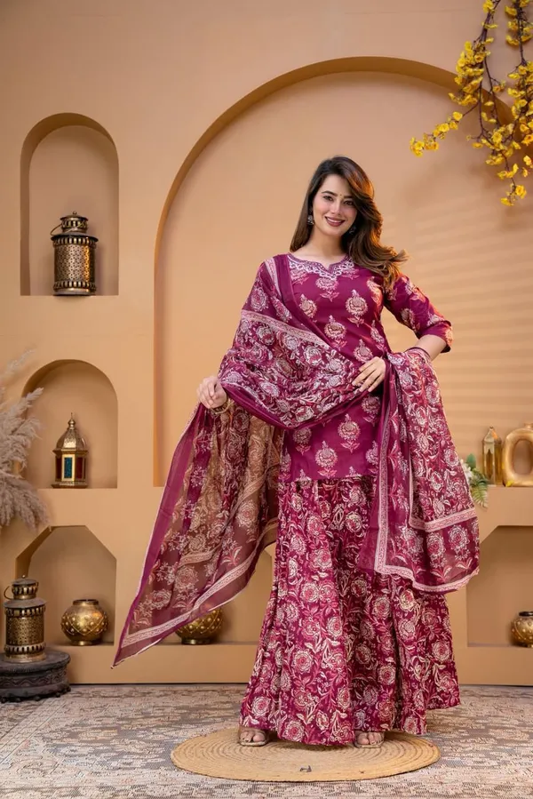 Upgrade_Your_Ethnic_Wardrobe_With_Our_Beautiful_Cotton_Kurti_&_Skirt_Set