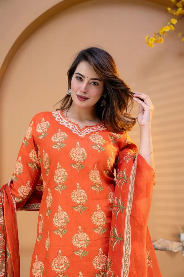 Upgrade_Your_Ethnic_Wardrobe_With_Our_Beautiful_Cotton_Kurti_&_Skirt_Set