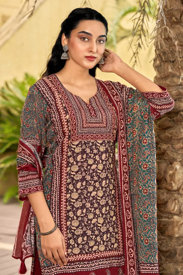 Multicolor_Muslin_Printed_Kurta_Set_For_Women