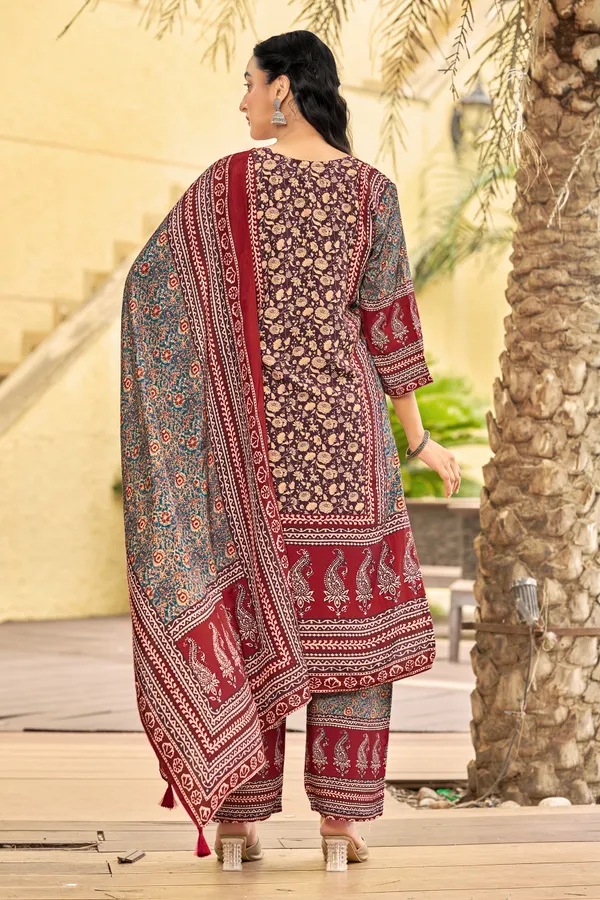 Multicolor_Muslin_Printed_Kurta_Set_For_Women
