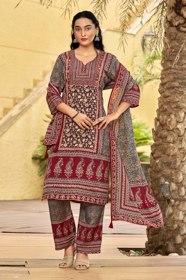 Multicolor_Muslin_Printed_Kurta_Set_For_Women