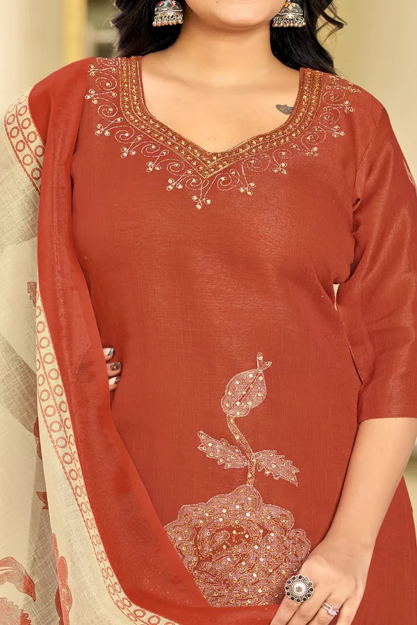 Red_Lilan_Simar_Embroidered_Kurta_Set_For_Women