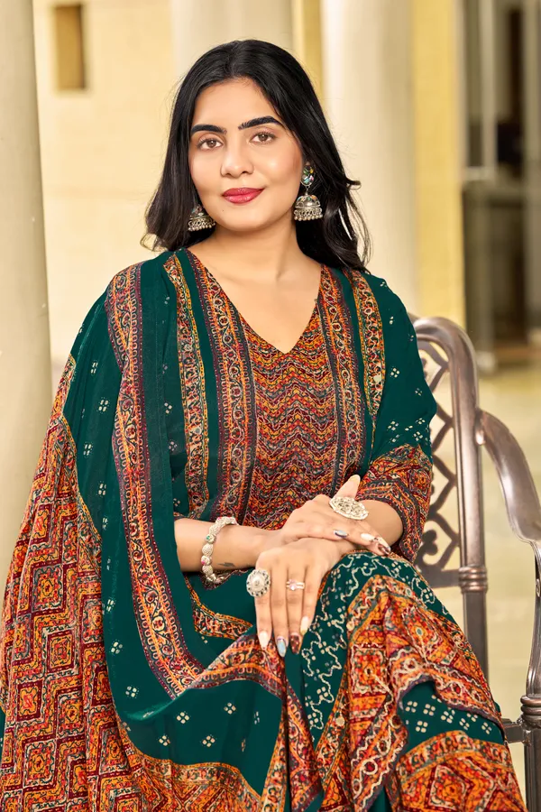 Multicolor_Muslin_Printed_Kurta_Set_For_Women