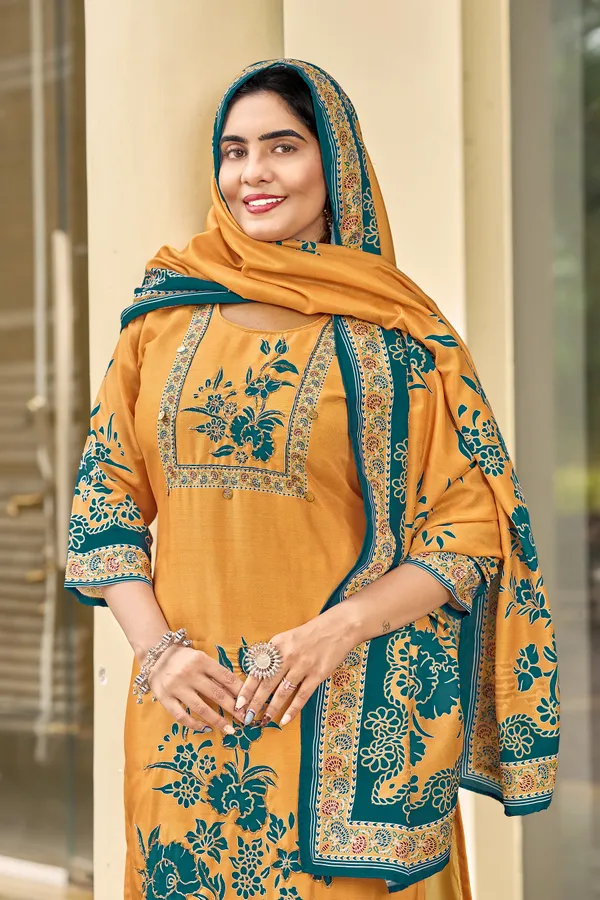 Mustard_Muslin_Floral_Print_Kurta_Set_For_Women