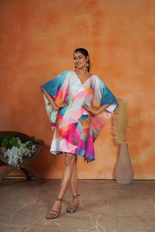 Multicolor_Rayon_Abstract_Print_Kaftan_For_Women