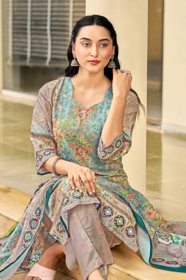 Multicolor_Muslin_Printed_Kurta_Set_For_Women