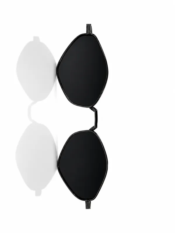 Black_Metal_Oval_Sunglasses_for_Unisex