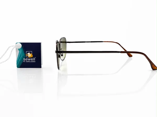 Brown_Gradient_Polygonal_Sunglasses