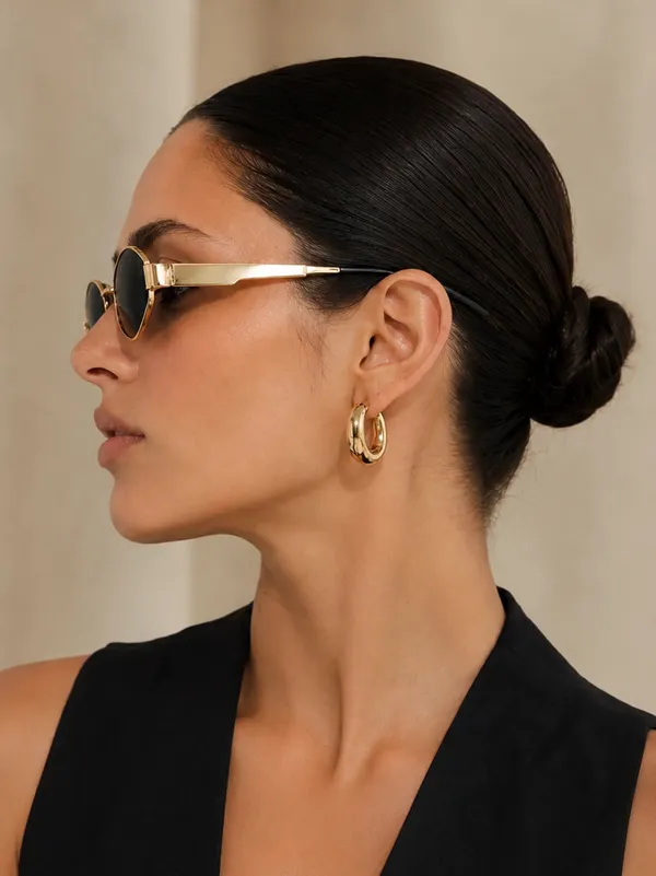 Gold_Frame_Black_Lens_Sunglasses
