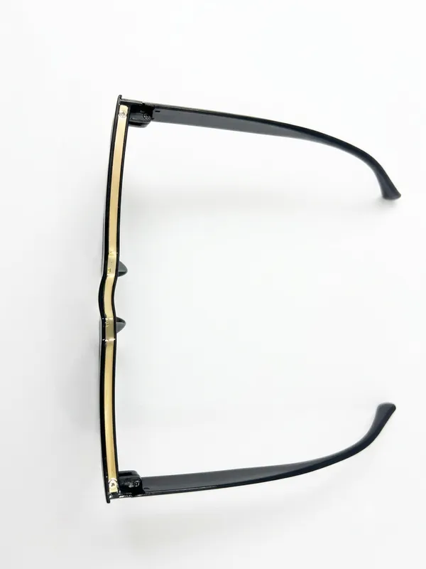 Black_Gold_Frame_Rectangular_Sunglasses