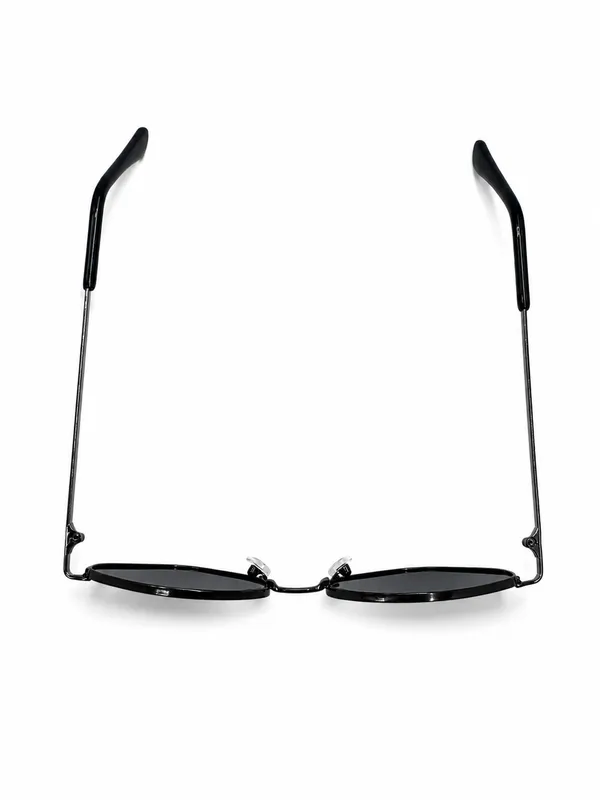 Black_Metal_Oval_Sunglasses_for_Unisex