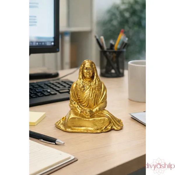 Gold_Paramahansa_Yogananda_Brass_Seated_Meditative_Idol_For_Home_Decor