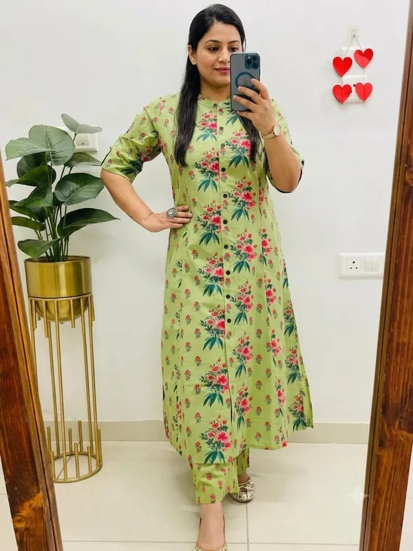 Green_Floral_Printed_Kurta_Set_for_Women