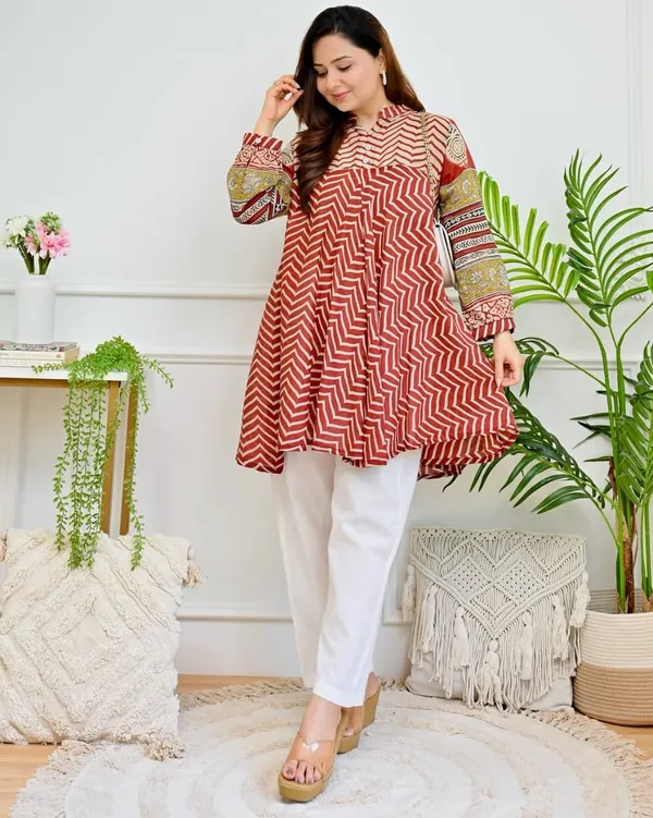 Red_Printed_A-Line_Kurta_Set_for_Women