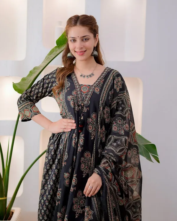 Black_Cotton_Printed_Anarkali_Kurti_Pant_Dupatta_Set_For_Women