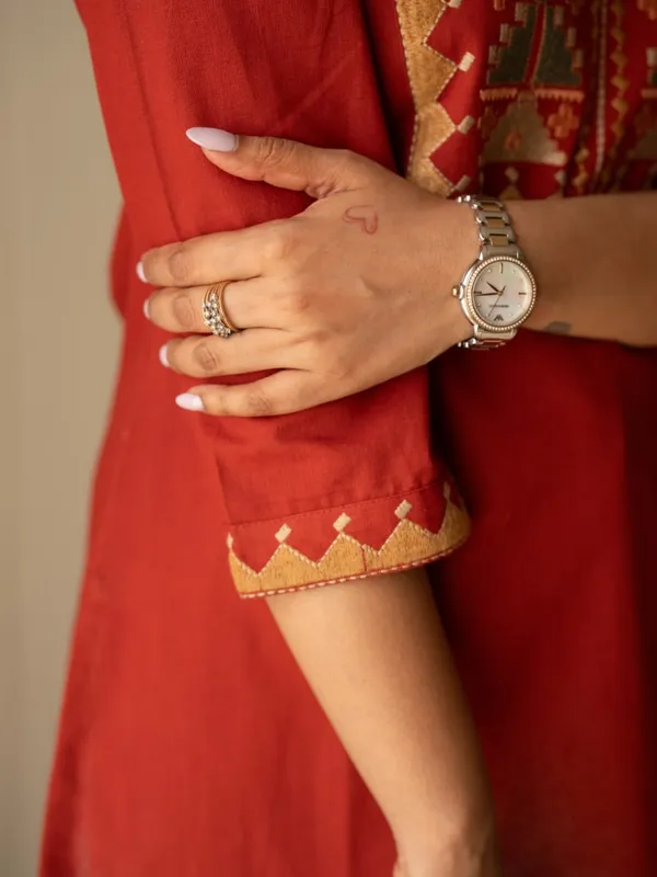 Red_Embroidered_Straight_Kurta_for_Women