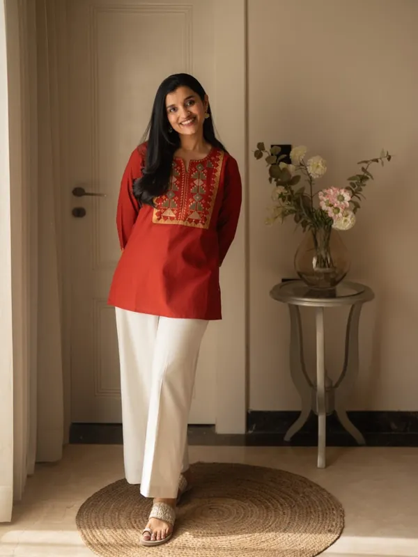 Red_Embroidered_Straight_Kurta_for_Women