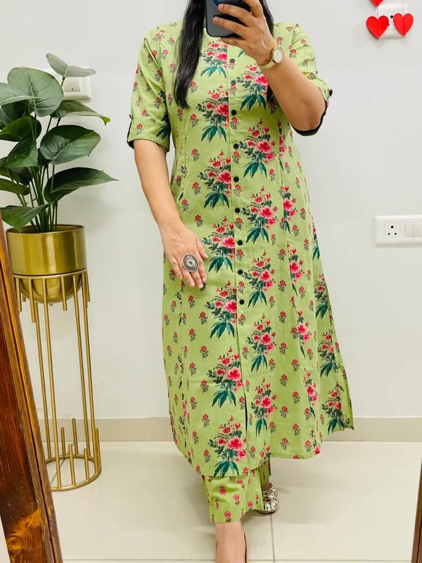 Green_Floral_Printed_Kurta_Set_for_Women