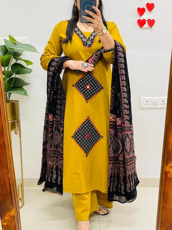 Yellow_Cotton_Straight_Printed_Kurta_Pant_Dupatta_Set_For_Women