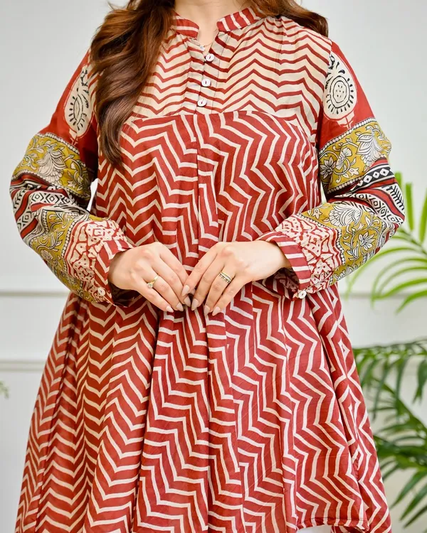 Red_Printed_A-Line_Kurta_Set_for_Women