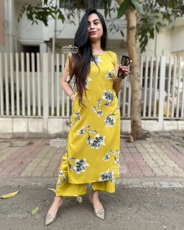 Yellow_Floral_Straight_Kurta_Set_for_Women