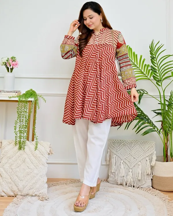 Red_Printed_A-Line_Kurta_Set_for_Women