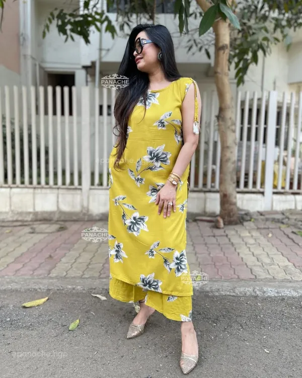 Yellow_Floral_Straight_Kurta_Set_for_Women