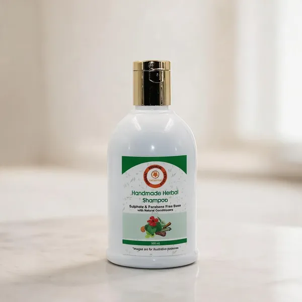 Handmade_Herbal_Shampoo_Bhringraj_Hibiscus_Sulphate_Paraben_Free