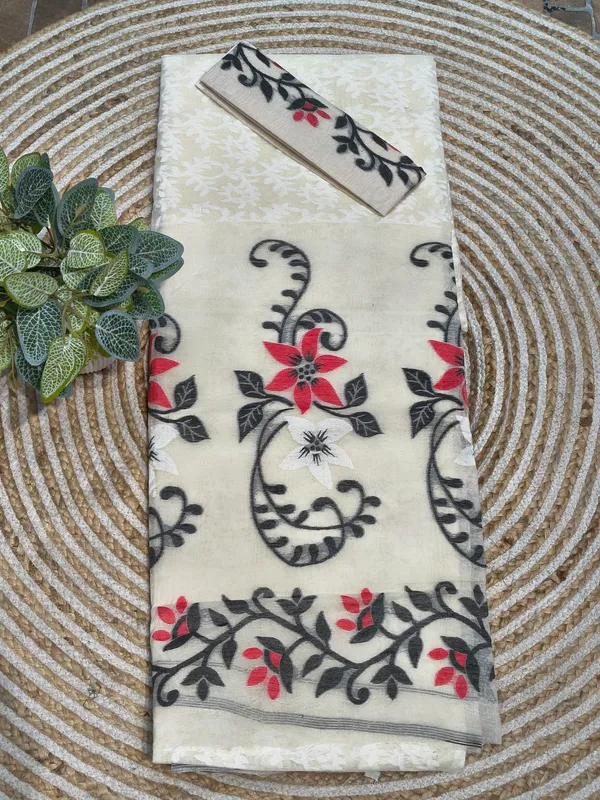 Cream_White_Cotton_Jamdani_With_Allover_Floral_Motifs_