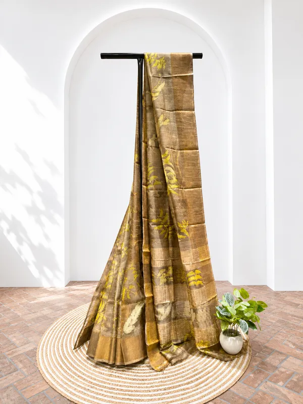 Brown_Woven_Floral_Saree_For_Women