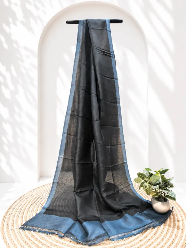 Black_Blue_Border_Saree_for_Women