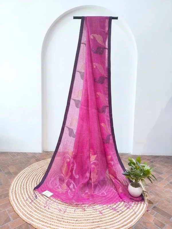 Magenta_Printed_Saree_for_Women