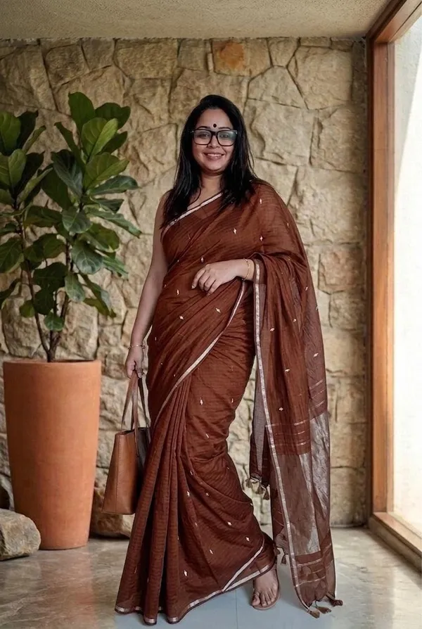 Brown_Traditional_Saree_For_Women