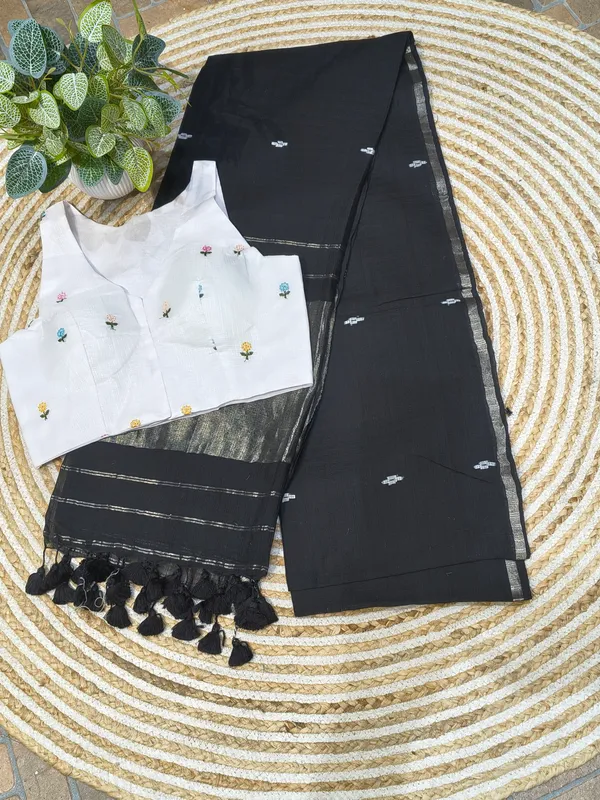 Black_Printed_Saree_For_Women