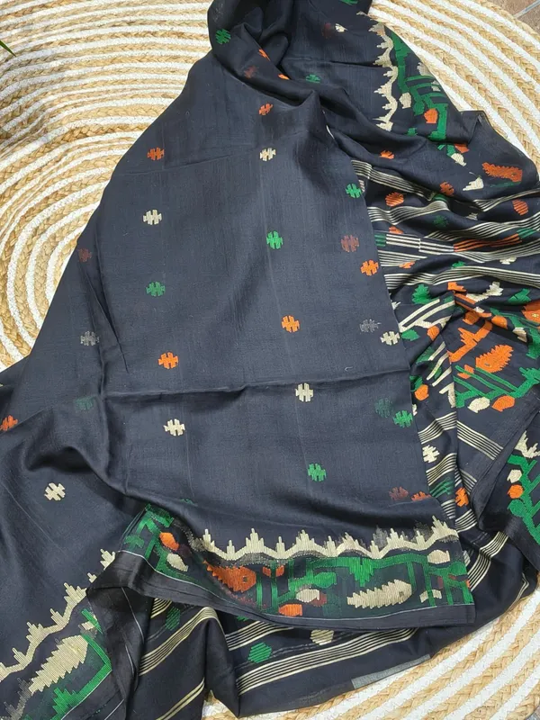 Black_Handloom_Soft_Cotton_Jamdani_Saree