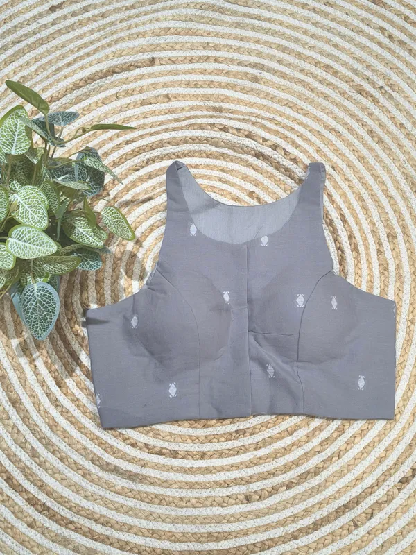 Grey_Sleeveless_Printed_Blouse_for_Women