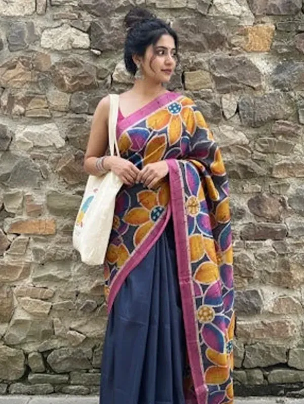 Blue_And_Pink_Pure_Silk_Hand_Batik_Print_Saree_With_Floral_Motif_Half_&_Half
