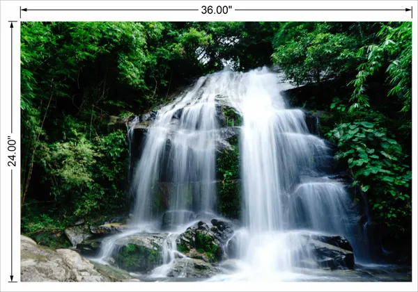 Watterfall_With_Full_White_Water