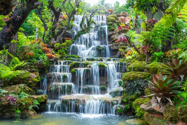 Vastu_Based_Waterfall_Wallpaper