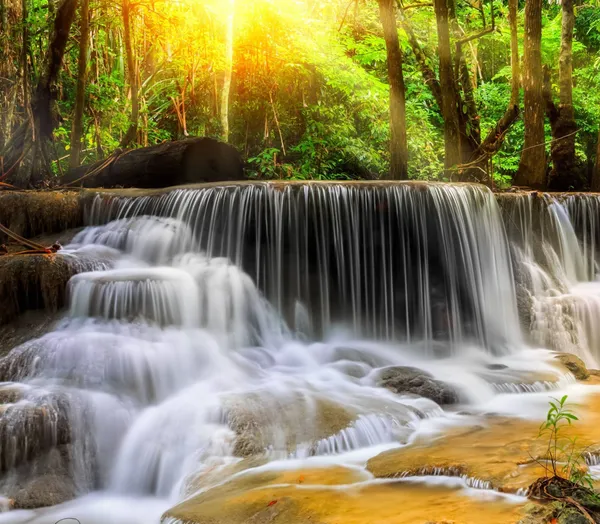 Waterfall_Painting_In_Vastu_Shastra