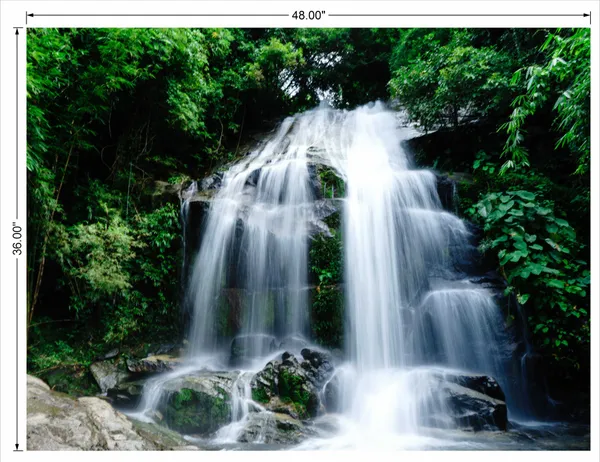 Watterfall_With_Full_White_Water