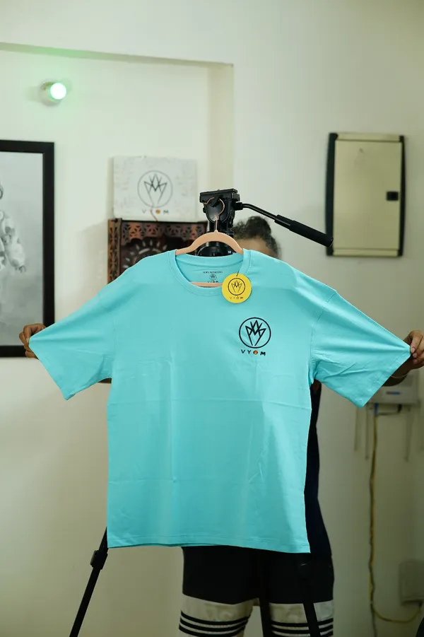 Turquoise_Regular_Fit_Graphic_T-Shirt_for_Men