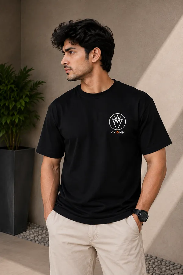 Black_Oversized_Graphic_T-Shirt_for_Men