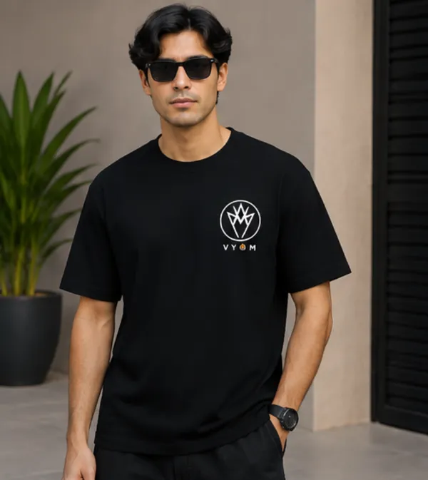 Black_Graphic_Print_T-Shirt_for_Men_Oversized