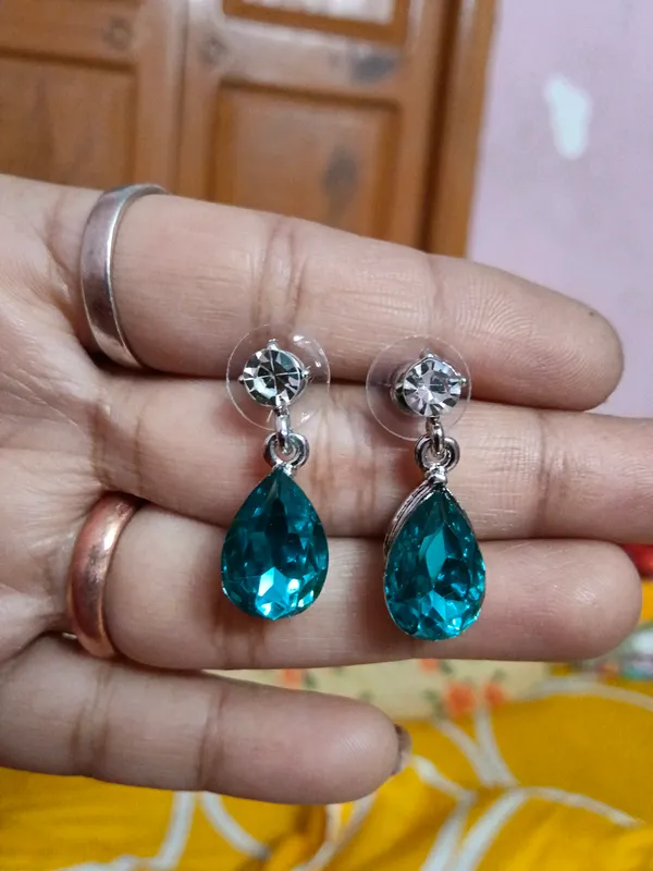 Blue_Alloy_Drop_Earrings_For_Women